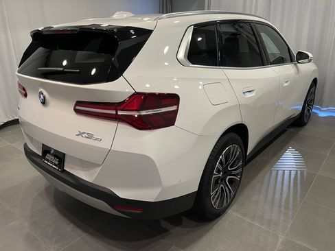 New 2026 BMW X3 xDrive30 w/ Premium Package image 6