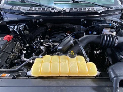 Used 2020 Ford F150 XLT w/ Equipment Group 302A Luxury AWD/4WD image 13