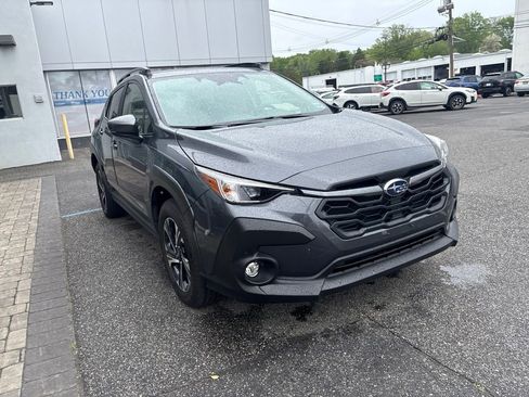 Used 2024 Subaru Crosstrek 2.0i Premium AWD/4WD image 2