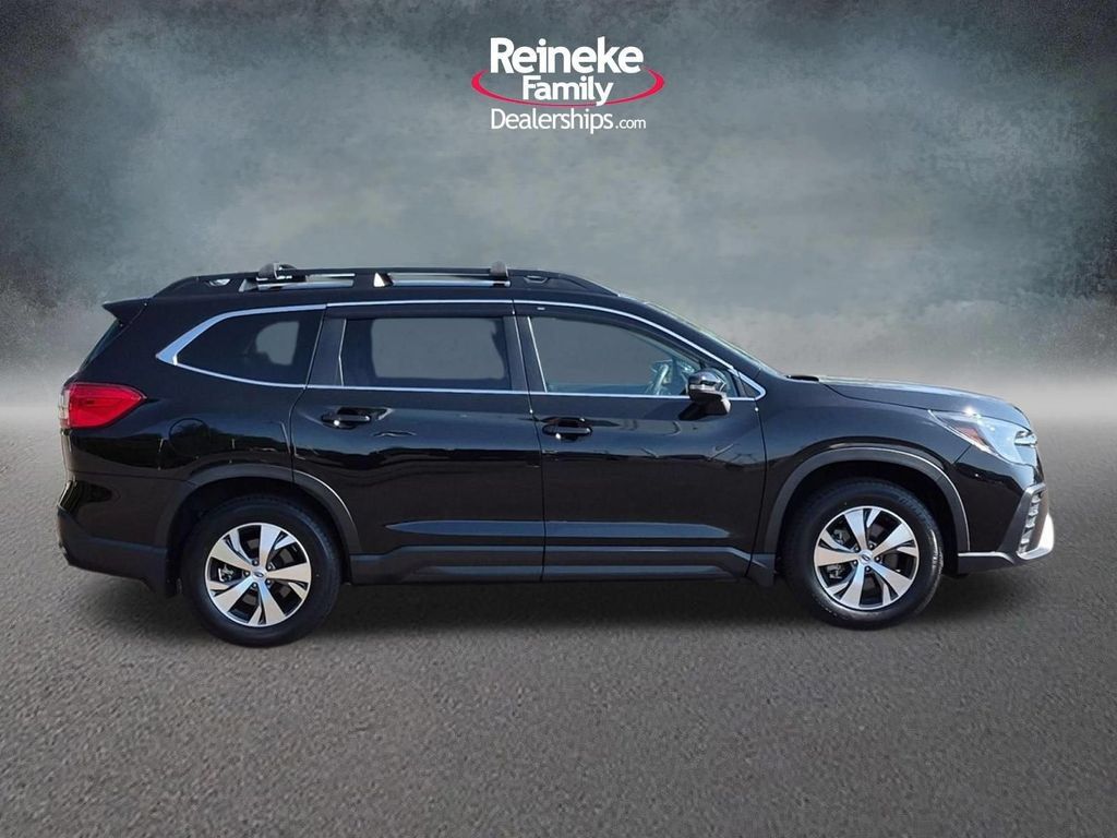 Used 2023 Subaru Ascent Premium w/ Convenience Package AWD/4WD image 5