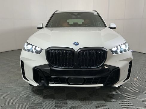 New 2026 BMW X5 xDrive50e w/ M Sport Package AWD/4WD image 3