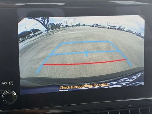 Used 2025 Toyota Corolla LE FWD image 16
