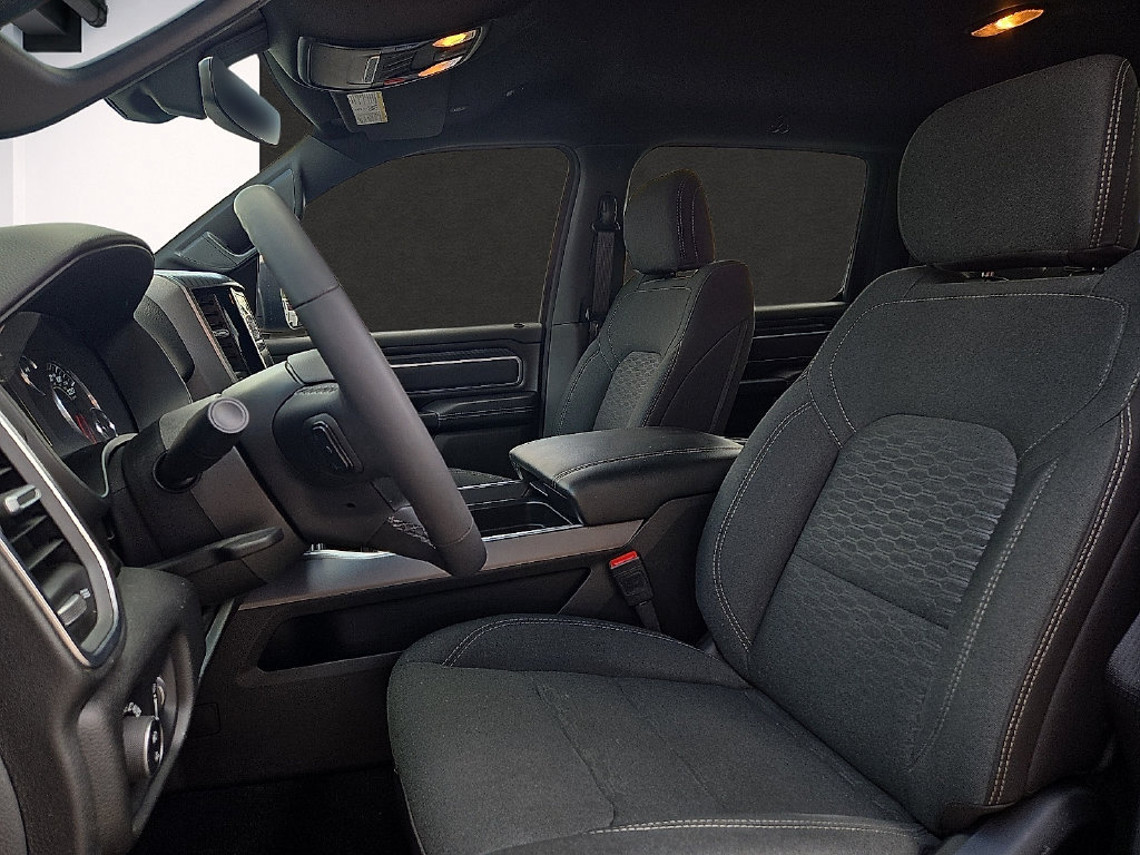 Used 2025 RAM 1500 Big Horn AWD/4WD image 11