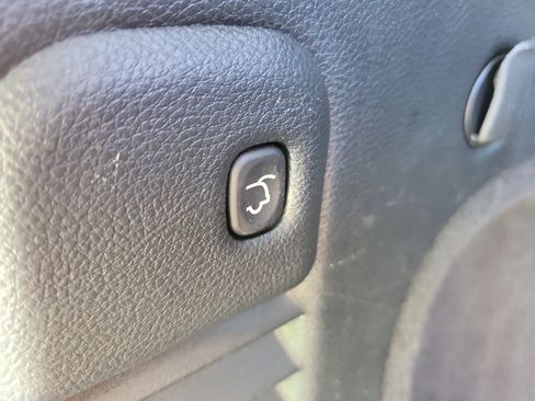 Used 2020 Jeep Grand Cherokee Limited AWD/4WD image 8