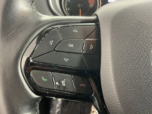 Used 2020 Jeep Cherokee Latitude Plus image 24