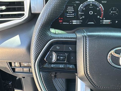 Used 2025 Toyota Tundra Platinum AWD/4WD image 18