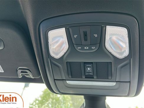 Used 2021 RAM 1500 Big Horn image 28