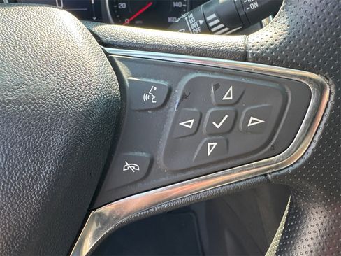 Used 2021 Chevrolet Equinox LT image 26