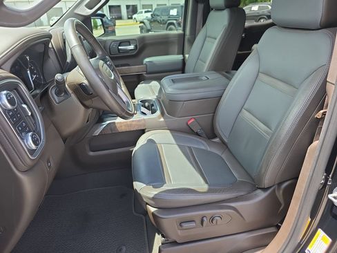 Used 2021 GMC Sierra 1500 Denali w/ Denali Ultimate Package AWD/4WD image 11