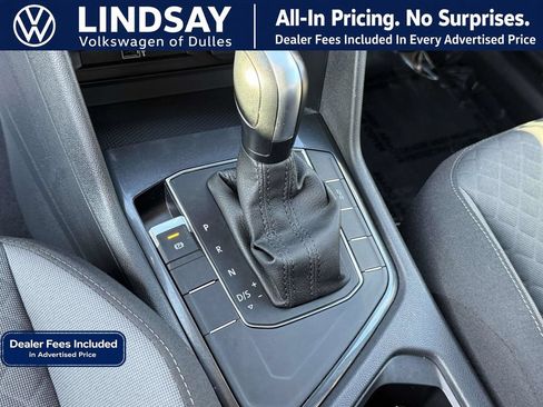 Used 2018 Volkswagen Tiguan S FWD image 17