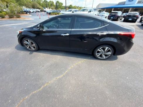 Used 2014 Hyundai Elantra Limited FWD image 9