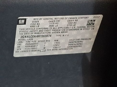 Used 2017 Chevrolet Equinox LT image 28