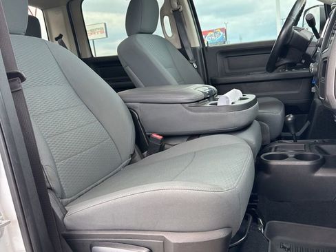 Used 2018 RAM 2500 Tradesman w/ Chrome Appearance Group image 22