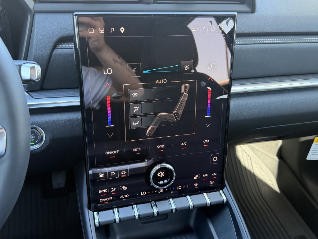 New 2027 GMC Terrain Elevation w/ Elevation Premium Package FWD image 16