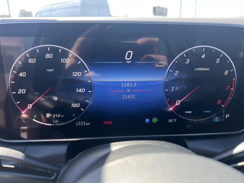 Certified 2023 Mercedes-Benz GLC 300 300 image 22