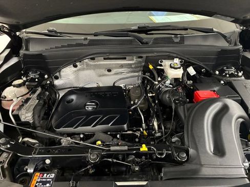 Certified 2023 Chevrolet TrailBlazer RS w/ Confidence II Package AWD/4WD image 11