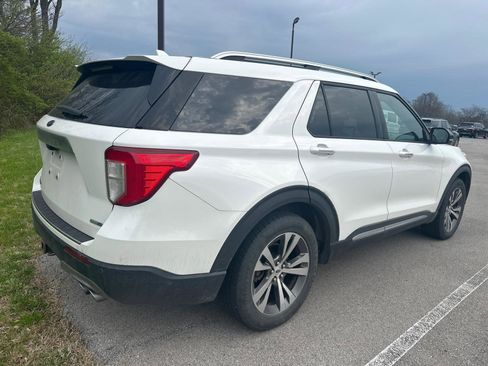 Used 2020 Ford Explorer Platinum w/ Premium Technology Package image 13