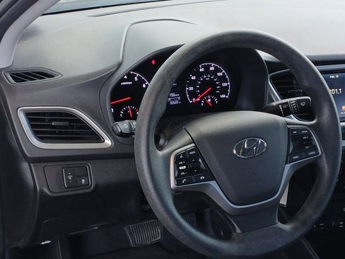 Used 2020 Hyundai Accent SEL image 18
