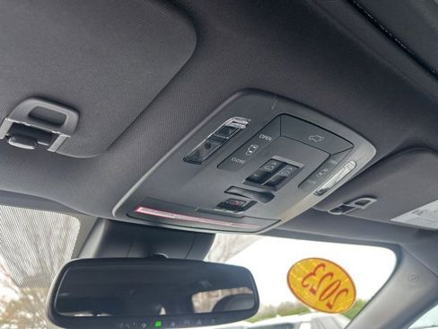 Used 2023 Toyota Sienna XSE image 31