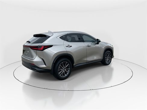 Used 2025 Lexus NX 250 250 Premium image 8