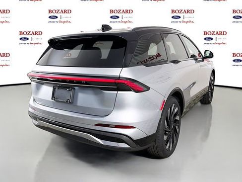 New 2026 Lincoln Nautilus Reserve w/ Jet Appearance Package AWD/4WD image 8