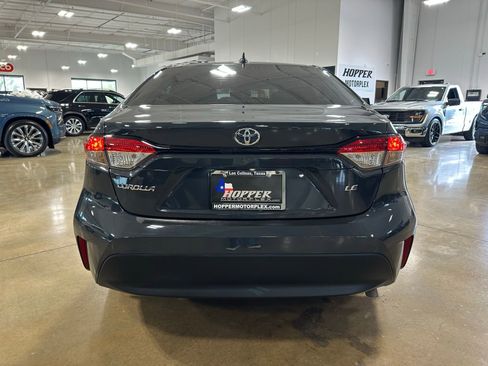 Used 2025 Toyota Corolla LE image 7
