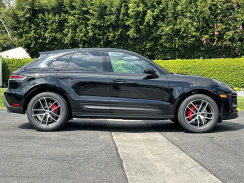 New 2026 Porsche Macan S AWD/4WD image 9