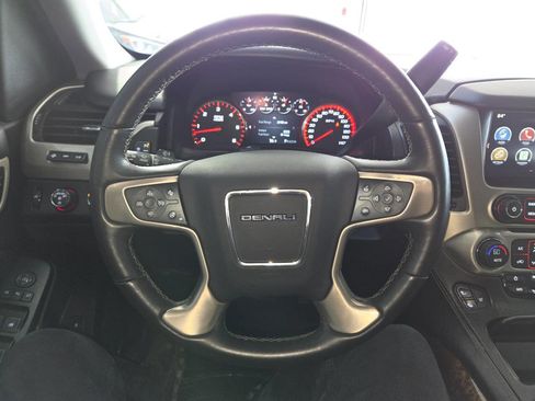 Used 2016 GMC Yukon Denali w/ Open Road Package AWD/4WD image 35