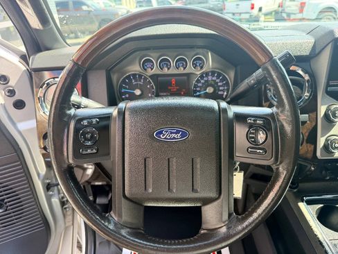 Used 2016 Ford F250 Platinum w/ FX4 Off-Road Package AWD/4WD image 23