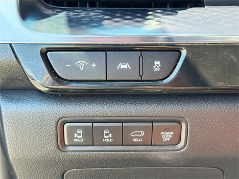 Used 2024 Kia Carnival SX Prestige image 37