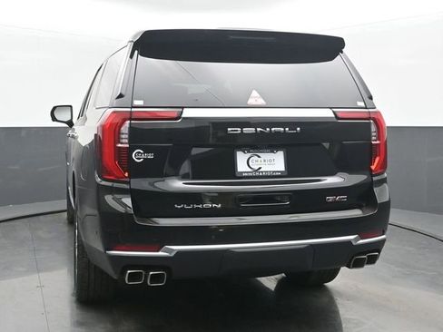 New 2026 GMC Yukon Denali w/ Sun & Power Step Package image 5