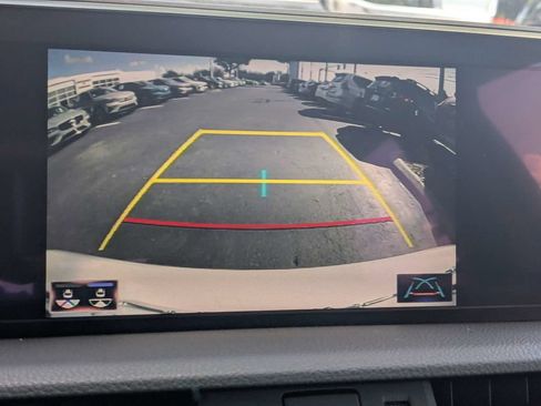 Used 2019 Lexus ES 350 w/ Premium Package FWD image 23