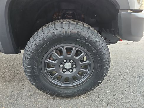 Used 2022 Chevrolet Colorado ZR2 w/ Colorado ZR2 Bison Edition image 22