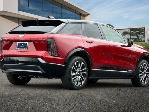 New 2026 Cadillac Optiq Sport 1 image 4