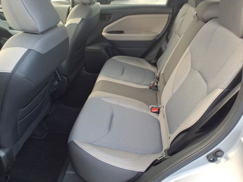 Used 2025 Subaru Forester Premium image 7