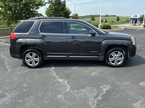 Used 2014 GMC Terrain SLE w/ Safety Package FWD image 2