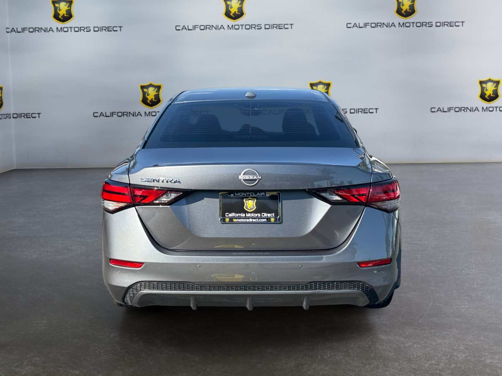 Used 2025 Nissan Sentra SV w/ All-Weather Package FWD image 4