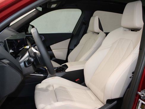 Certified 2025 BMW X3 xDrive30i AWD/4WD image 14