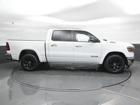 Used 2022 RAM 1500 Laramie AWD/4WD image 5