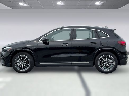 Used 2025 Mercedes-Benz GLA 35 AMG 4MATIC image 2