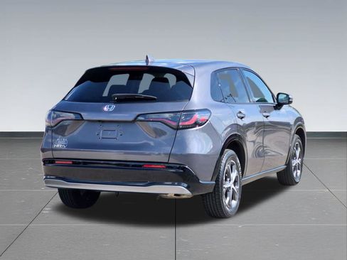 Used 2025 Honda HR-V EX-L image 6