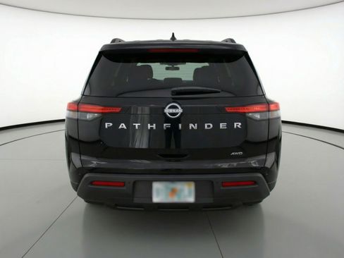 Used 2025 Nissan Pathfinder SV AWD/4WD image 7