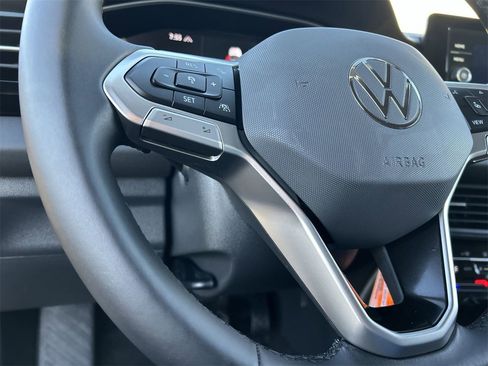 Certified 2025 Volkswagen Jetta S image 20