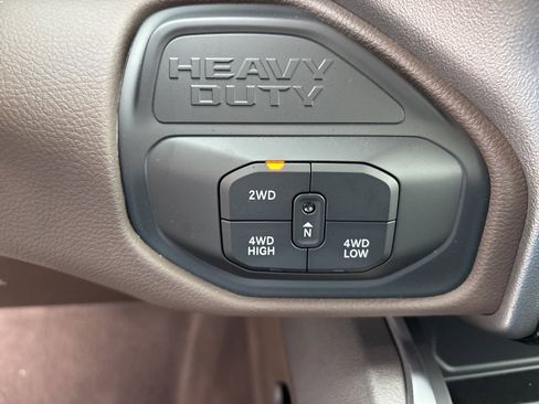 New 2026 RAM 3500 Laramie AWD/4WD image 28