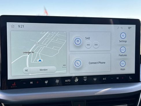 Used 2025 Ford Escape Platinum image 31