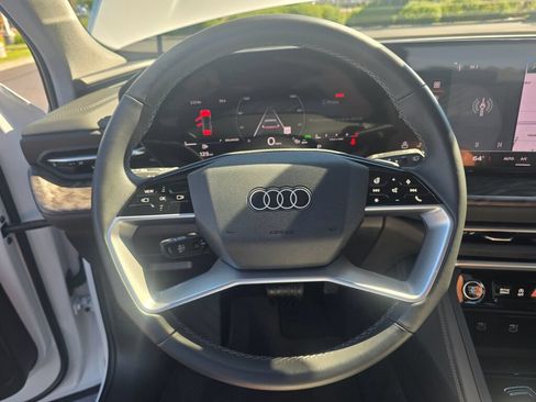 Certified 2025 Audi Q5 Premium w/ Convenience Package AWD/4WD image 13