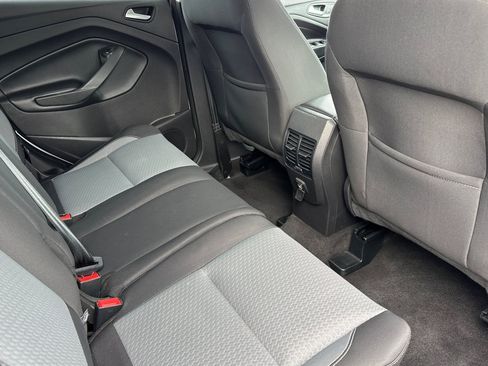 Used 2017 Ford Escape SE AWD/4WD image 31