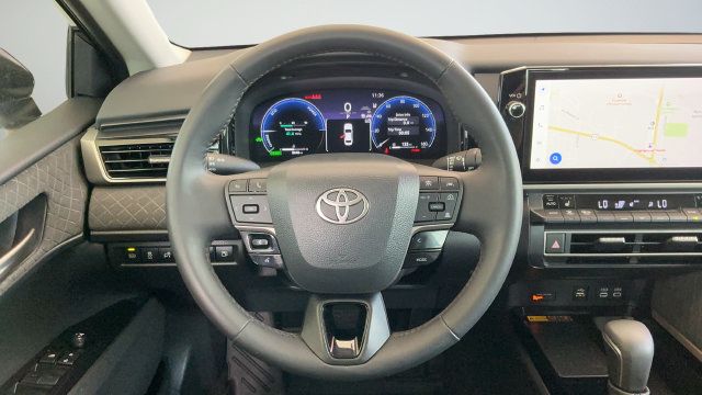 Used 2026 Toyota Camry XLE FWD image 10