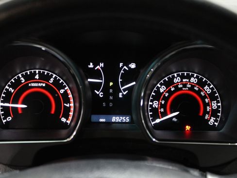 Used 2012 Toyota Highlander image 24