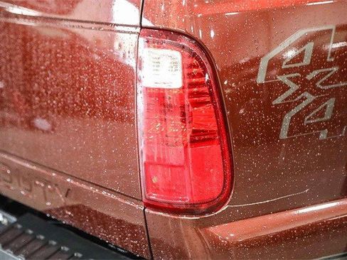 Used 2016 Ford F350 Lariat w/ Lariat Interior Package image 9